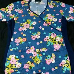 Cherokee srub top